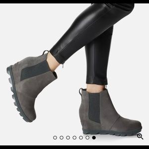 SOREL WOMEN'S JOAN OF ARCTIC™ WEDGE II CHELSEA BOOTIE